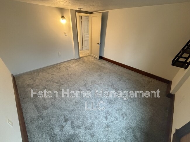 Building Photo - 34 N Lee St