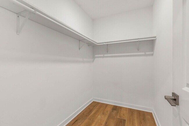 Building Photo - 4516 Osage Ave