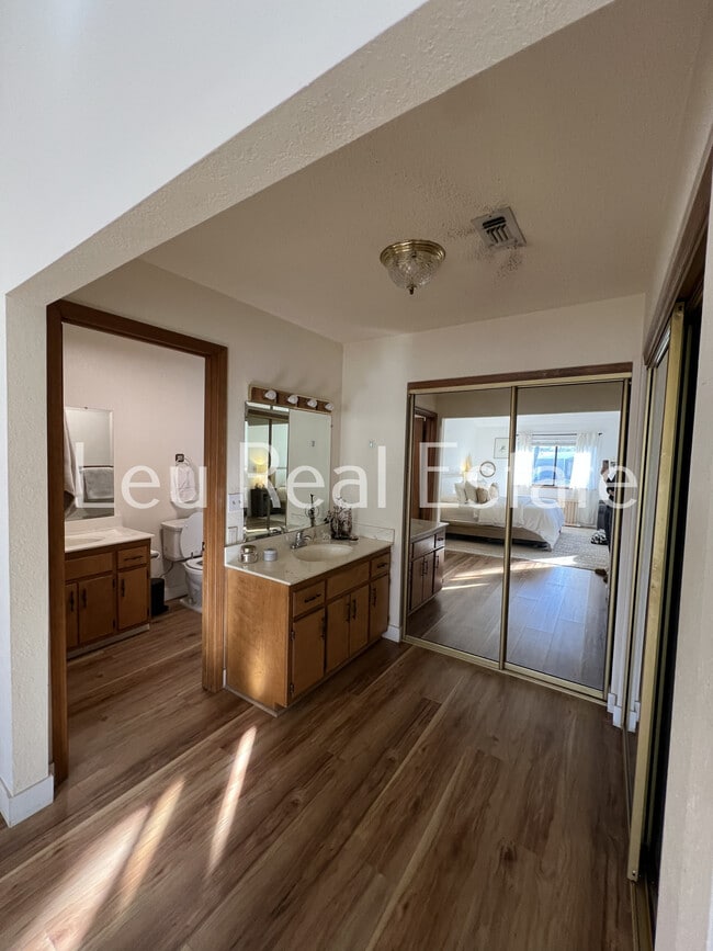 Building Photo - 3291 Maverick Ct