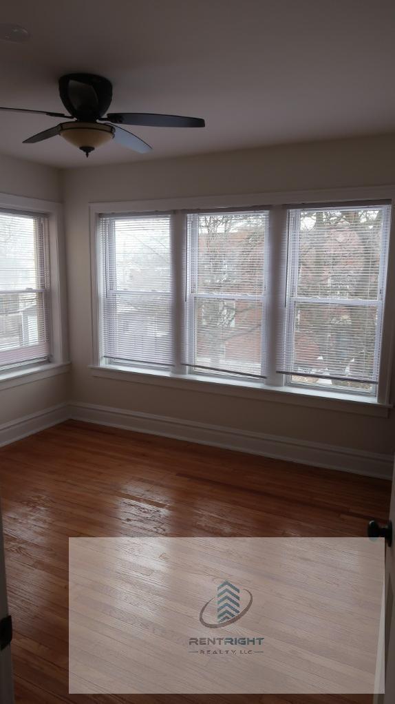 Building Photo - 2 bedroom in CHICAGO IL 60630