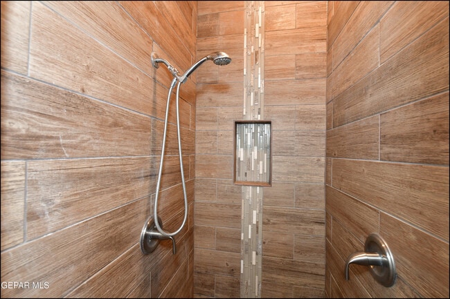 Building Photo - 6933 Copper Town Dr