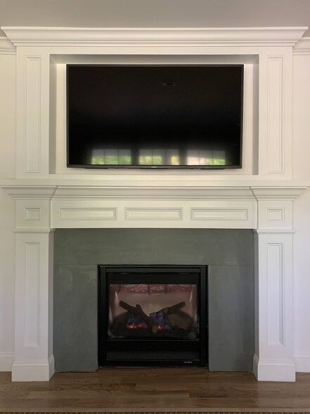 Living Room - 300 Locust Ln