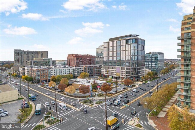 Building Photo - 11710 Old Georgetown Rd