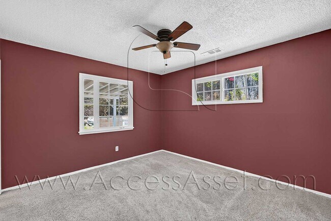 Building Photo - 3301 Muriel Dr