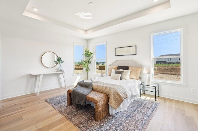 Building Photo - 753 Man O War Blvd