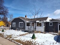 Building Photo - 611 Seymour Ave