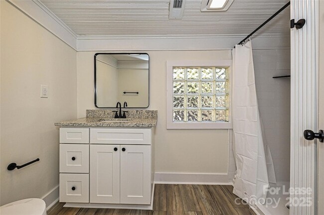 Building Photo - 6616 Charlie Walker Rd