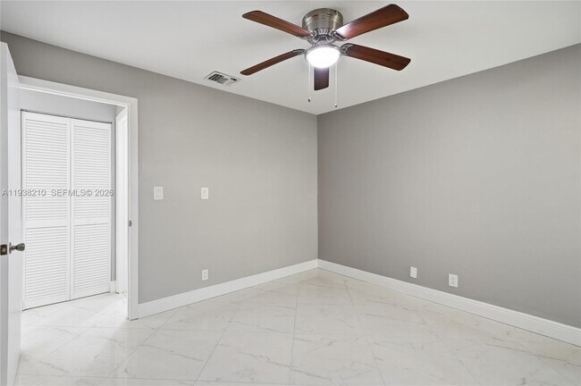 Building Photo - 1401 NW 97th Terrace