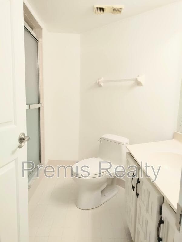 Building Photo - 14820 Rue De Bayonne