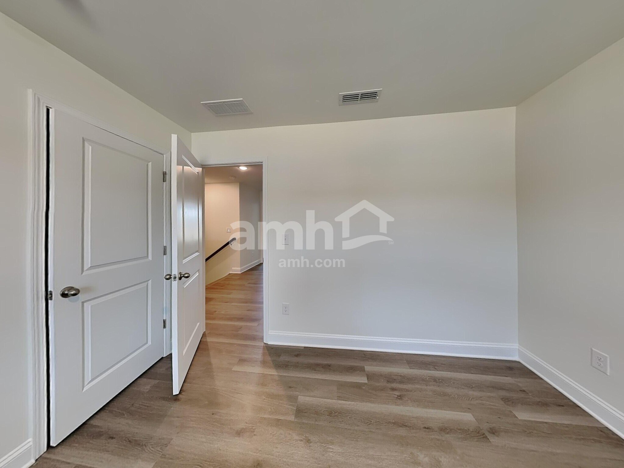 Building Photo - 3519 Lincoln Hts Ln