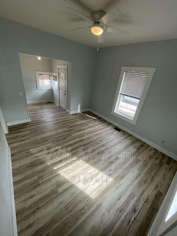 Building Photo - 610 S Gallatin St