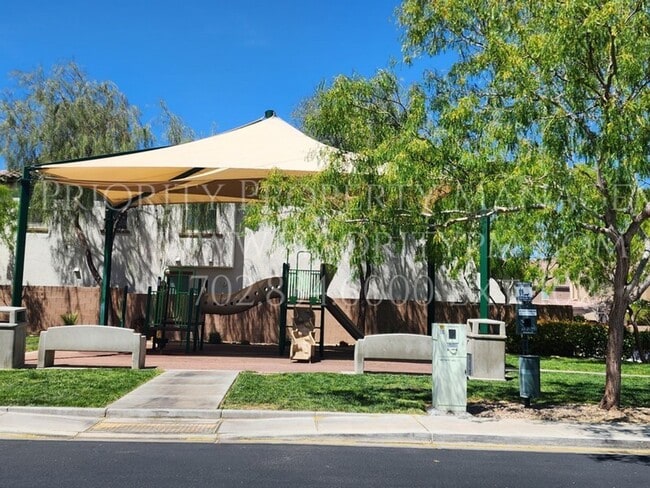 Building Photo - ~~Stunning SW Beauty! 4 Bedroom ~ 3.5 Bath...