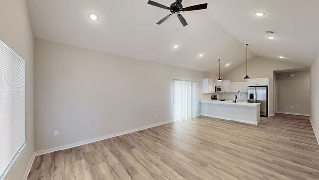 Building Photo - Beautiful New Construction 3 BR Townhome i...