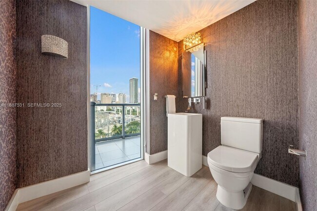 Building Photo - 185 SW 7th St