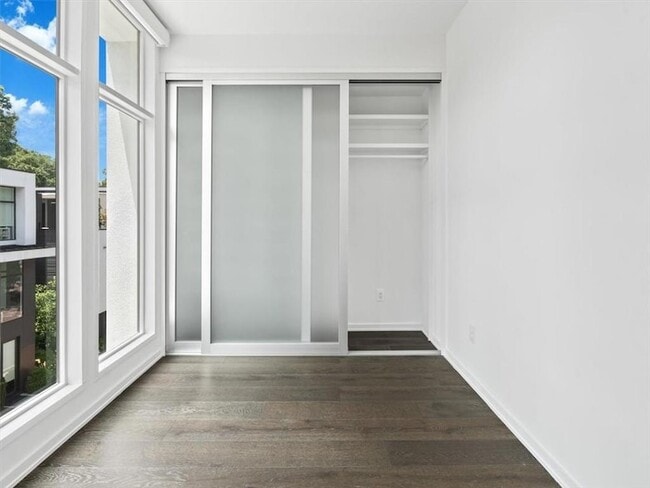 Building Photo - 641 Angier Springs Ct NE