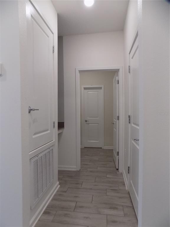 Building Photo - 1713 Chatsworth Cir