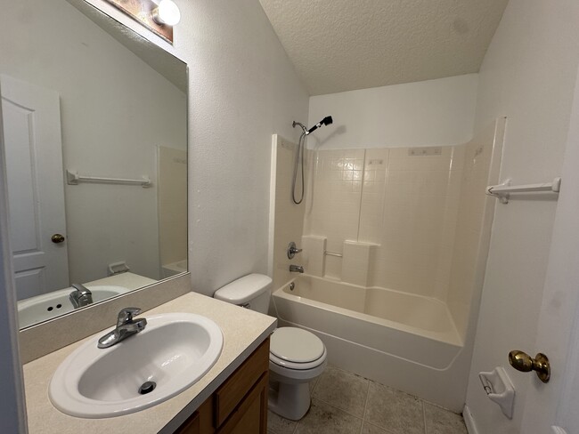 Building Photo - 436 Danube Dr
