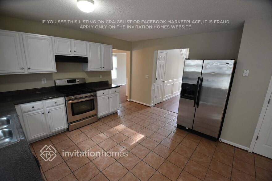 Building Photo - 4103 Sitka Dr