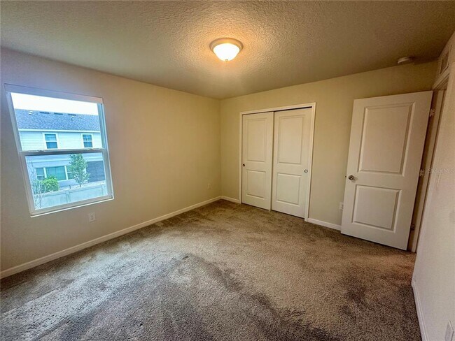 Building Photo - 1261 Regal King Dr