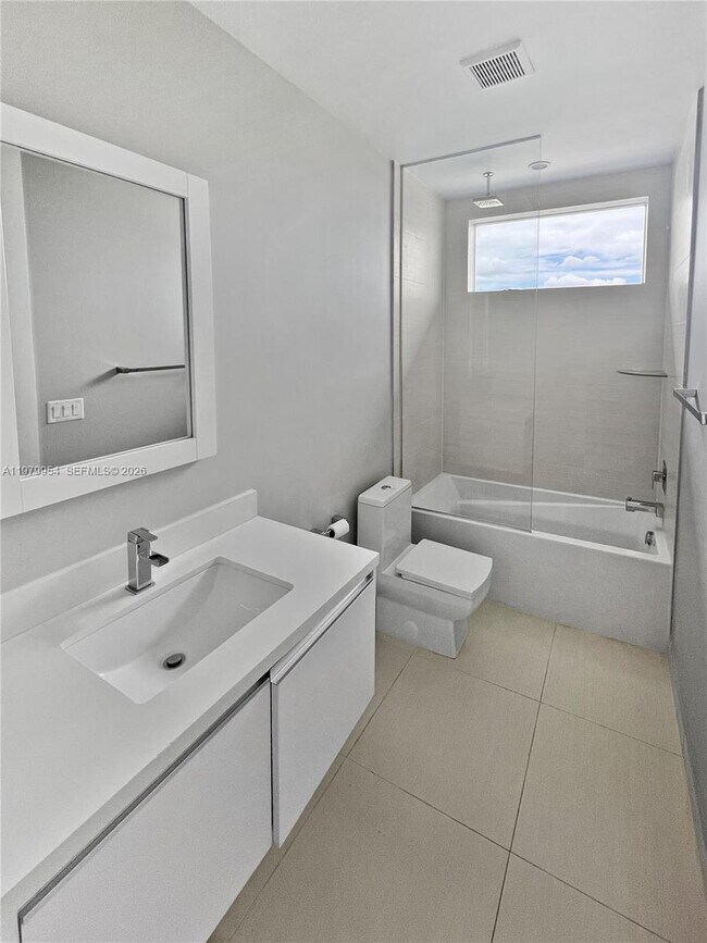 Building Photo - 10336 NW 64th St