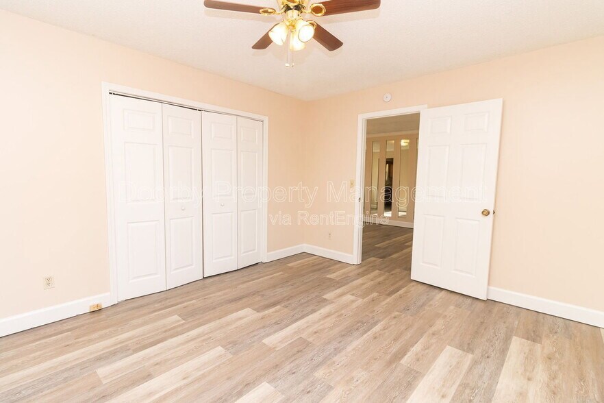 Building Photo - 5102 TN-58
