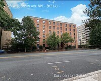 Building Photo - 2828 Wisconsin Ave NW