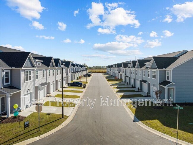 Building Photo - 2629-A Virginia Mae Ln