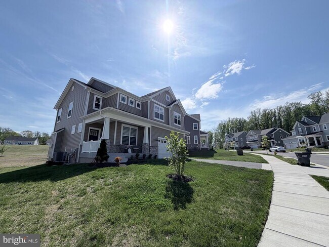 Building Photo - 2835 Bridgewater Dr