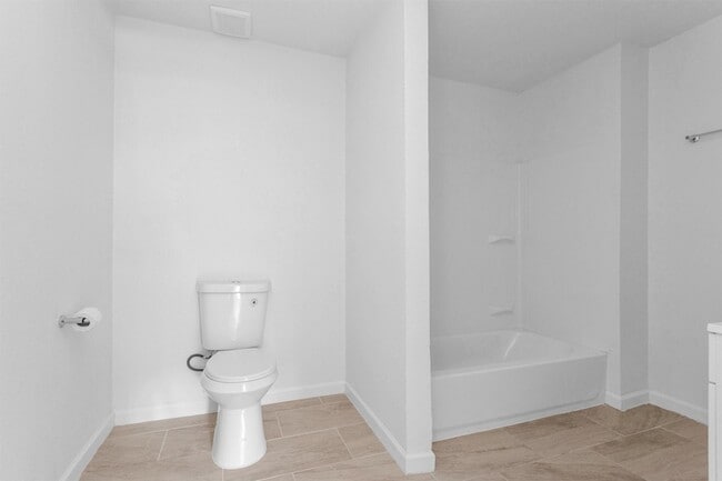 Building Photo - 16016 Green Manor Dr