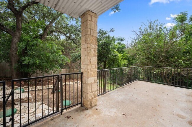 Building Photo - 5306 Beacon Dr