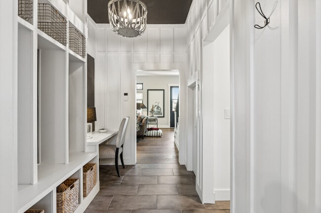 Building Photo - 1810 Quail Ct