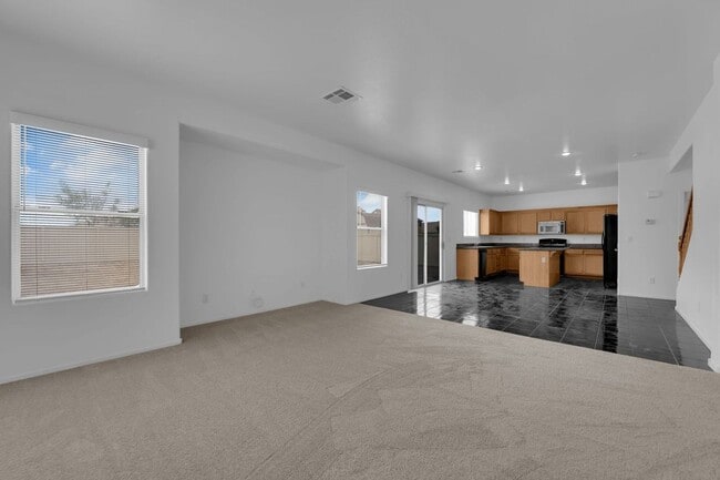 Building Photo - Freshly updated 4-bedroom move-in ready and built for comfortable everyday living.