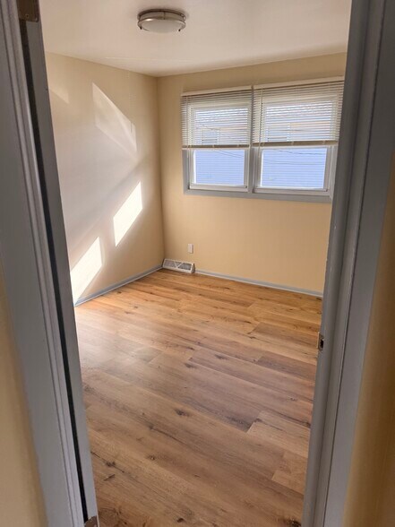 Building Photo - 12233 W Dearbourn Ave