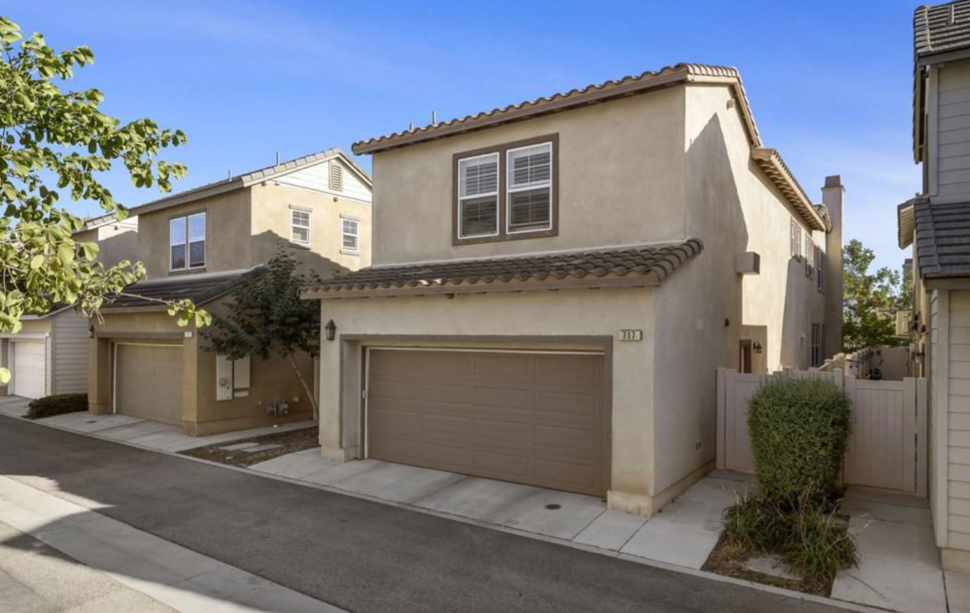 Building Photo - 717 Nile River Dr