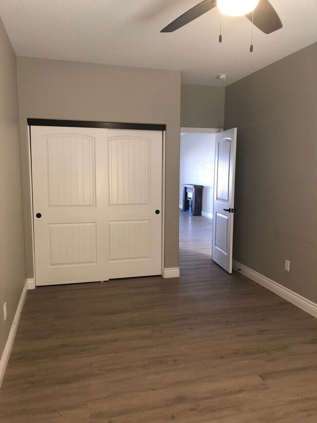 Building Photo - 12484 Mesa Verde Ct