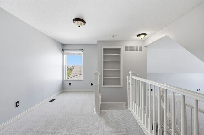 Building Photo - 5940 Meehan Rd