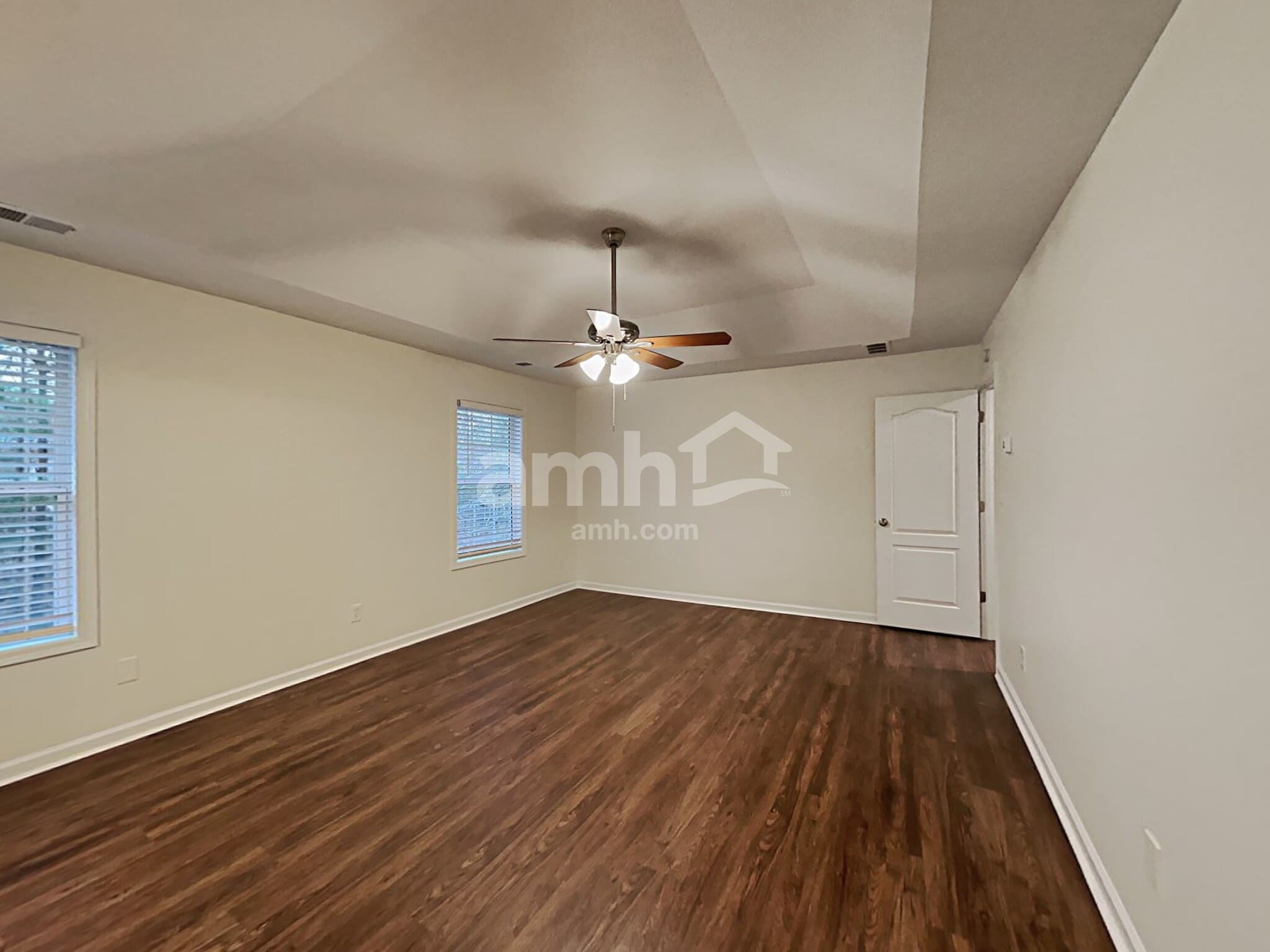 Building Photo - 92 Brookvalley Crossing