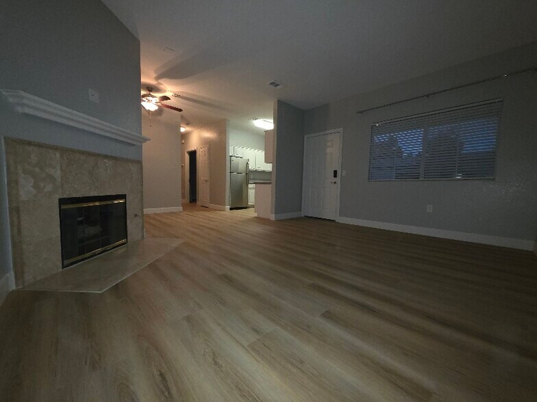 Building Photo - 5250 S Rainbow Blvd