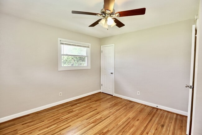 Building Photo - Available 06-22-26! Updated Waterfront Home! Extras Like Workshop & Sunroom, Pet Friendly, Hardwo...