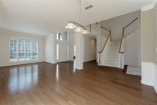 Building Photo - 3704 Roxbury Ln