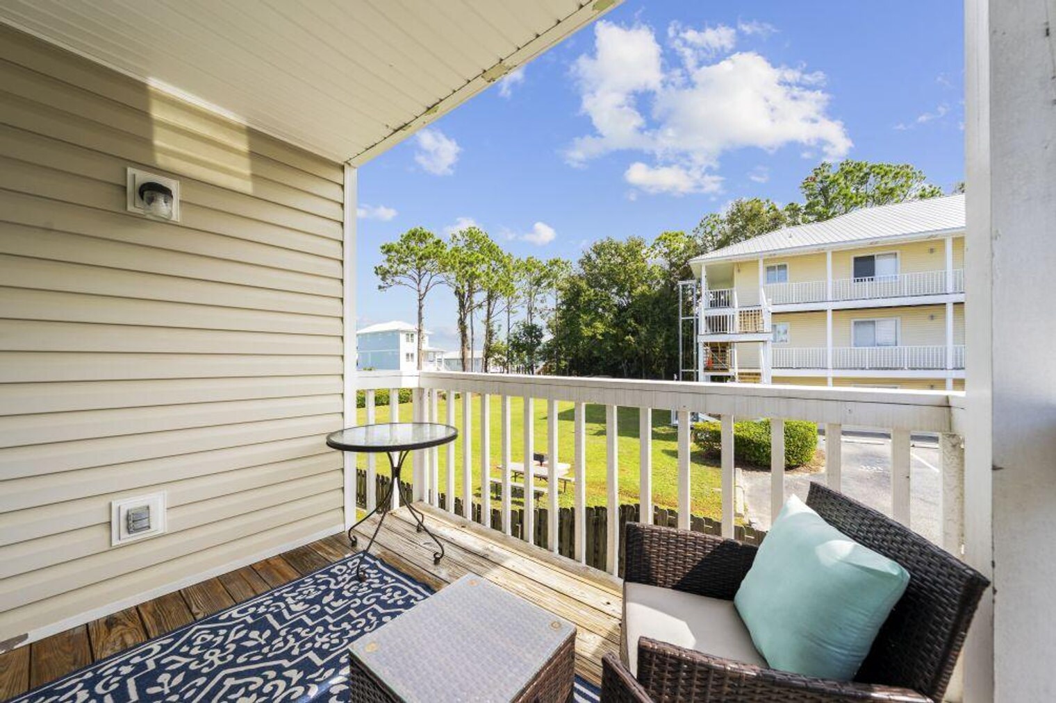 Building Photo - 25925 Canal Rd