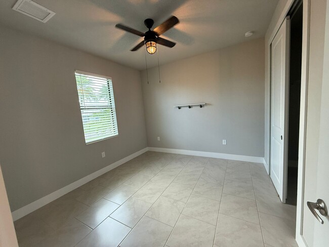 Building Photo - 5202 Pocatella Ct