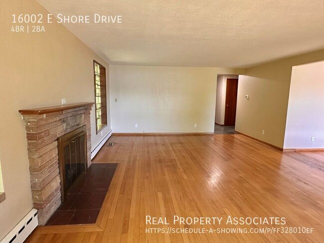 Building Photo - 16002 E Shore Dr