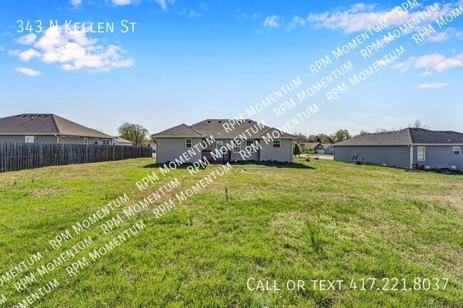 Building Photo - 343 Kellen St