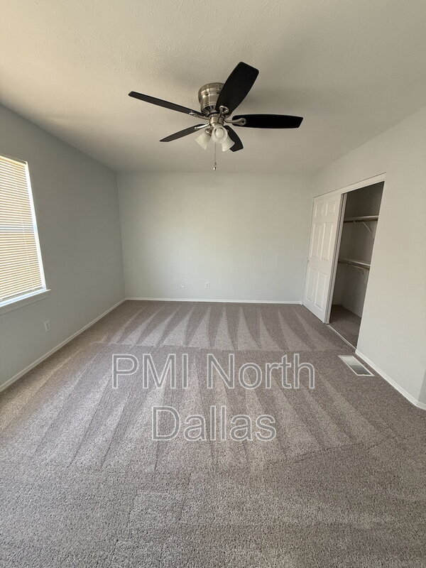 Building Photo - 2872 Harbinger Ln