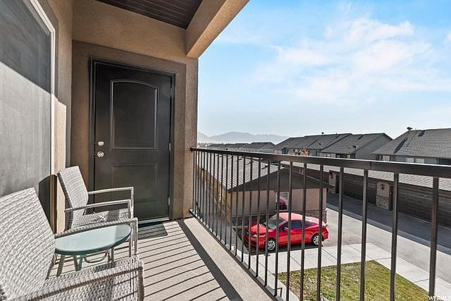Building Photo - 87 E Jordan Ridge Blvd