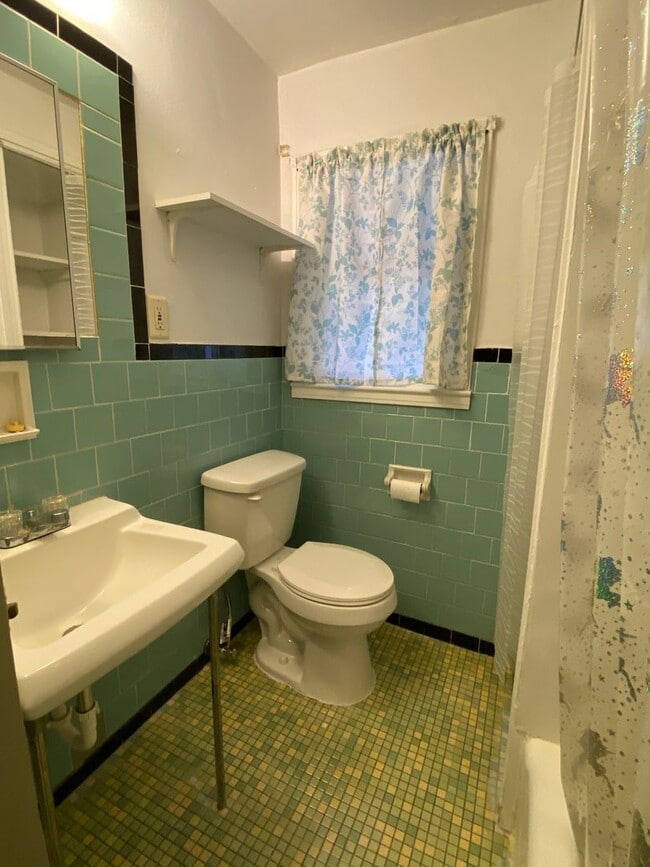 Building Photo - Beautiful Apartment for Rent