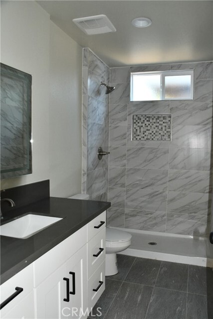 Building Photo - 917 W Flora St