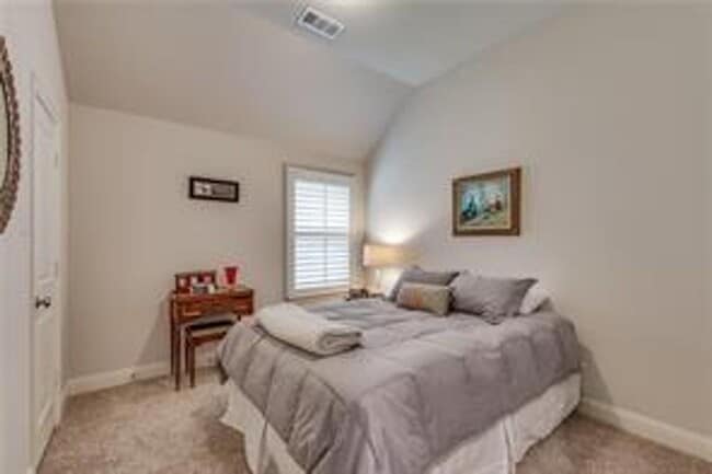 Building Photo - Another chance to own this warm and inviti...