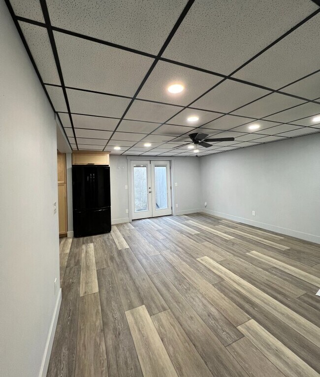 Building Photo - 241 N Downy Dr
